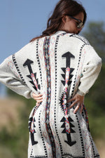 MULTI COLOR AZTEC PATTERNED KNITTED CARDIGAN