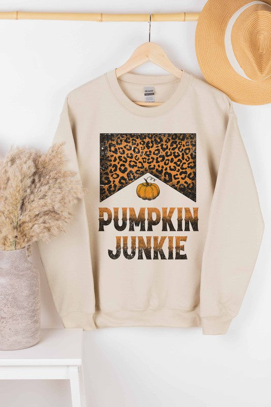 PUMPKIN JUNKIE LEOPARD GRAPHIC SWEATSHIRT