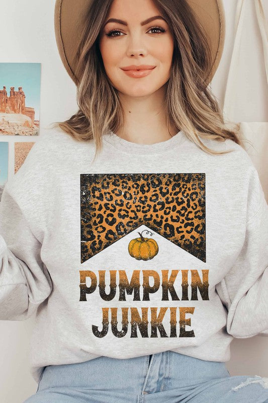 PUMPKIN JUNKIE LEOPARD GRAPHIC SWEATSHIRT