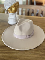 Wide brim panama hat in vegan felt